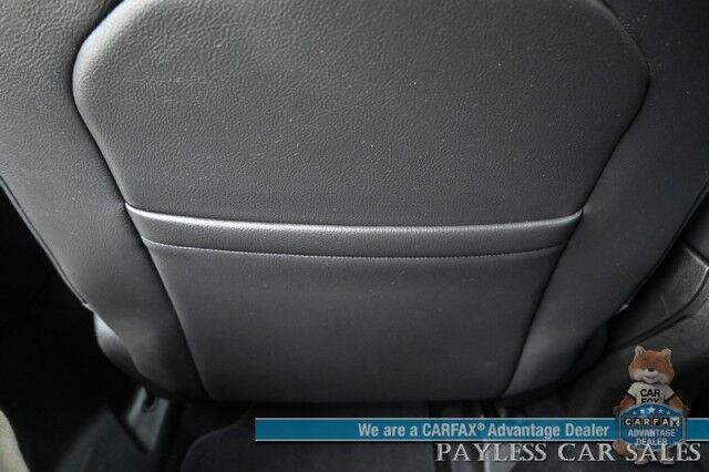 2015 Jeep Renegade Limited / 4X4 / Auto Start / Power & Heated Leather Seats / Heated Steering Wheel / Blind Spot Alert / Bluetooth / USB Input / Back Up Camera / Cruise Control / Keyless Entry & Start / 29 MPG / 1-Owner Anchorage AK