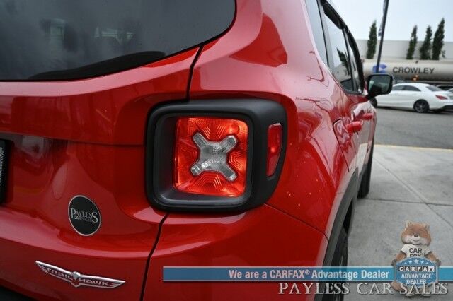 2015 Jeep Renegade Trailhawk / 4X4 / Heated Cloth Seats / Heated Steering Wheel / Auto Start / Open Air Sunroof / Bluetooth / Back Up Camera / Cruise Control / Keyless Entry & Start / Block Heater / Alloy Wheels / Tow Pkg Anchorage AK