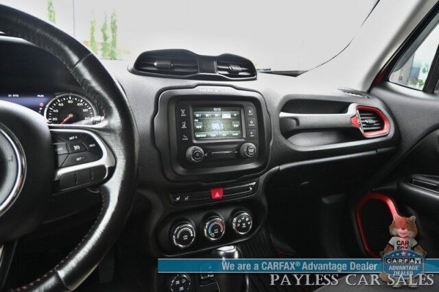 2015 Jeep Renegade Trailhawk / 4X4 / Heated Cloth Seats / Heated Steering Wheel / Auto Start / Open Air Sunroof / Bluetooth / Back Up Camera / Cruise Control / Keyless Entry & Start / Block Heater / Alloy Wheels / Tow Pkg Anchorage AK