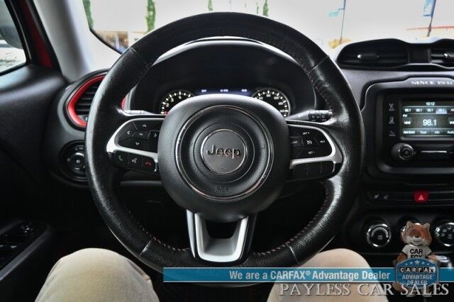 2015 Jeep Renegade Trailhawk / 4X4 / Heated Cloth Seats / Heated Steering Wheel / Auto Start / Open Air Sunroof / Bluetooth / Back Up Camera / Cruise Control / Keyless Entry & Start / Block Heater / Alloy Wheels / Tow Pkg Anchorage AK