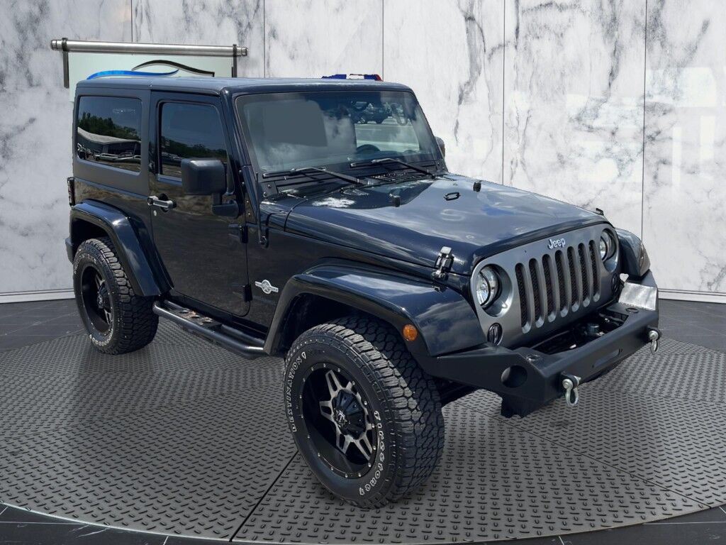 2015 Jeep Wrangler Freedom Edition~CLEAN CARFAX~LOCAL TRADE IN~FUN IN THE SUN~GREAT BEACH VEHICLE~ONLINE FINANCE AND SHIPPING AVAILABLE Sarasota FL