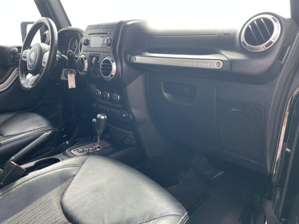 2015 Jeep Wrangler Freedom Edition~CLEAN CARFAX~LOCAL TRADE IN~FUN IN THE SUN~GREAT Sarasota FL