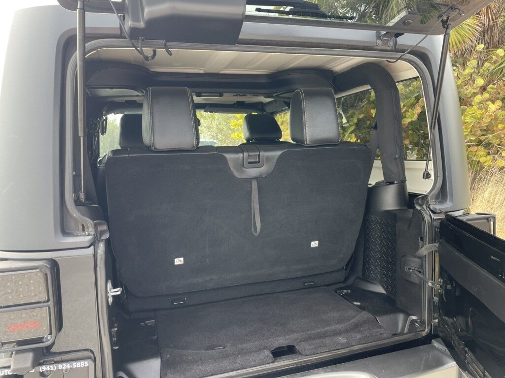 2015 Jeep Wrangler Freedom Edition~CLEAN CARFAX~LOCAL TRADE IN~FUN IN THE SUN~GREAT Sarasota FL