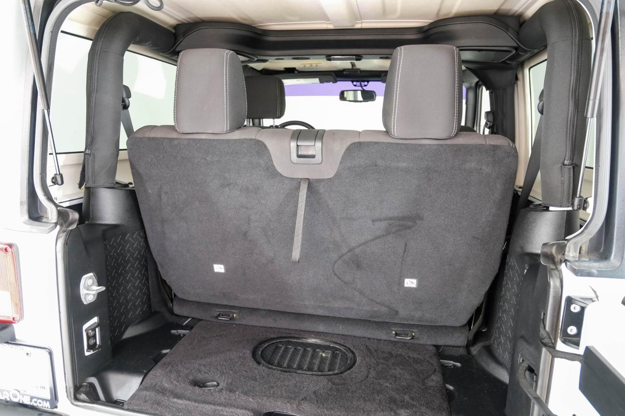 2015 Jeep Wrangler SAHARA 4WD HARD TOP CONVERTIBLE CRUISE CONTROL ALLOY WHEELS TOW HITCH Carrollton TX