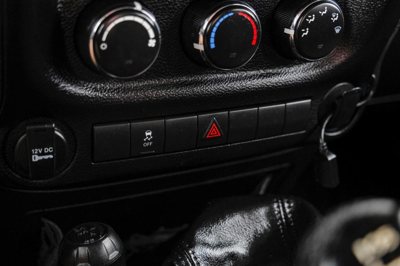 2015 Jeep Wrangler SPORT 4WD SOFT TOP CONVERTIBLE CRUISE CONTROL STEERING WHEEL CON Carrollton TX