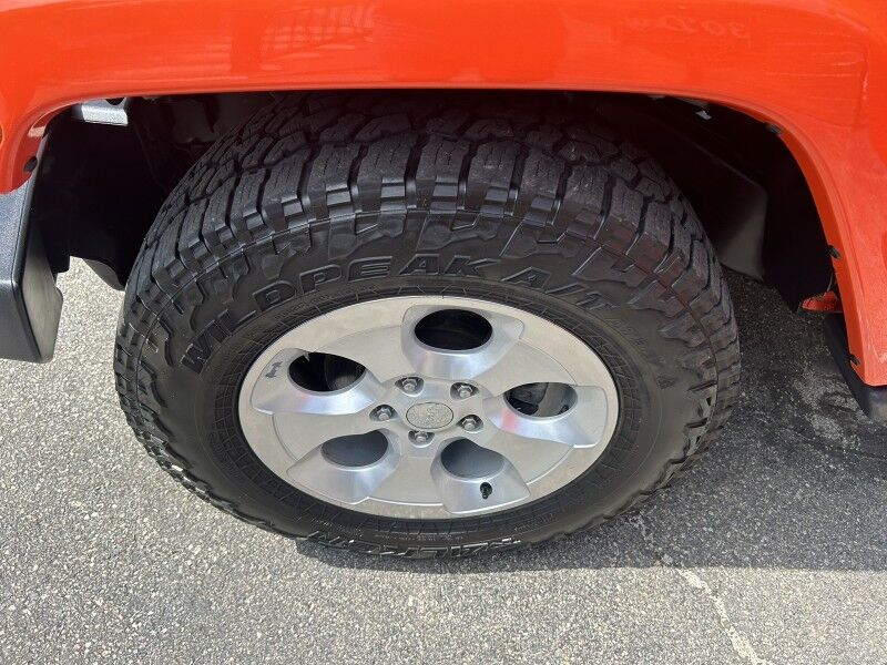 2015 Jeep Wrangler Sahara - 1 OWNER - GREAT SERVICE HISTORY - LEATHER Whitinsville MA