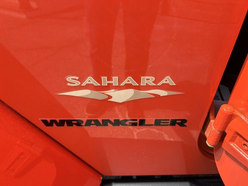 2015 Jeep Wrangler Sahara - 1 OWNER - GREAT SERVICE HISTORY - LEATHER Whitinsville MA