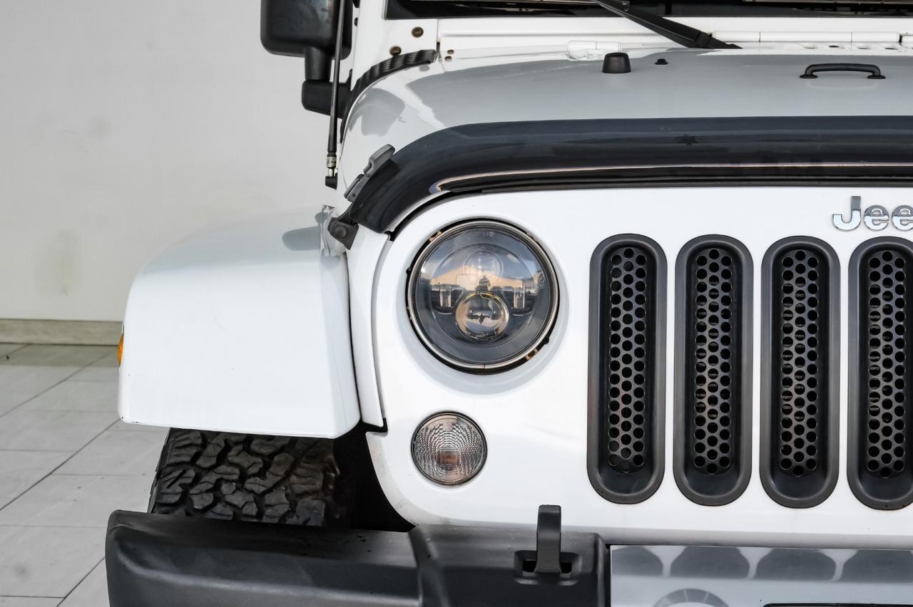 2015 Jeep Wrangler UNLIMITED SAHARA 4WD AUTOMATIC HARD TOP CONVERTIBLE NAVIGATION Carrollton TX