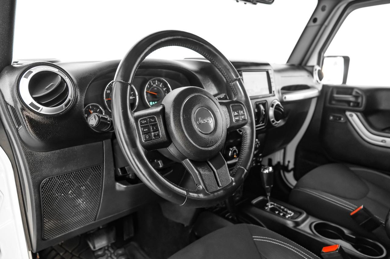 2015 Jeep Wrangler UNLIMITED SAHARA 4WD AUTOMATIC HARD TOP CONVERTIBLE NAVIGATION Carrollton TX