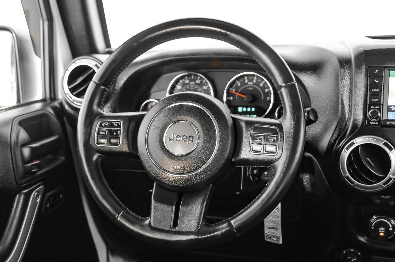 2015 Jeep Wrangler UNLIMITED SAHARA 4WD AUTOMATIC HARD TOP CONVERTIBLE NAVIGATION Carrollton TX
