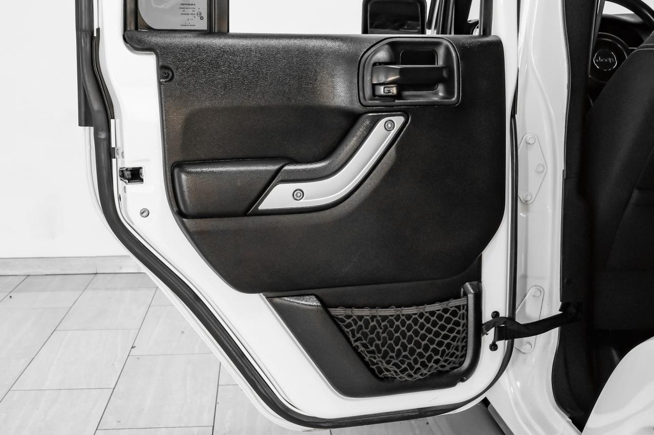 2015 Jeep Wrangler UNLIMITED SAHARA 4WD AUTOMATIC HARD TOP CONVERTIBLE NAVIGATION Carrollton TX