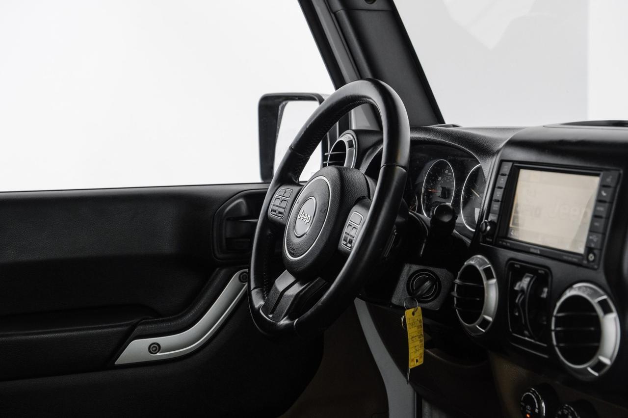 2015 Jeep Wrangler UNLIMITED SAHARA 4WD HARD TOP CONVERTIBLE NAVIGATION LEATHER HEA Carrollton TX