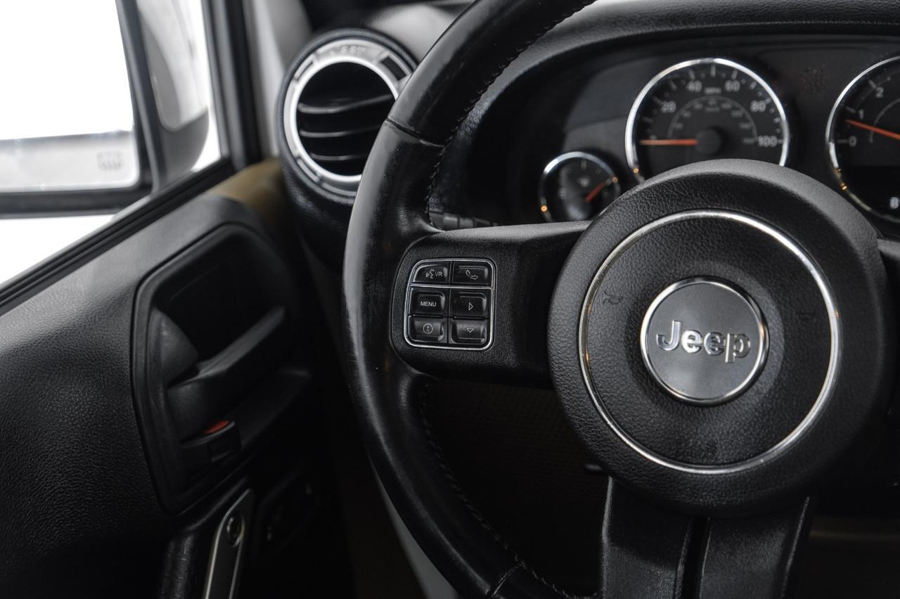 2015 Jeep Wrangler UNLIMITED SAHARA 4WD HARD TOP CONVERTIBLE NAVIGATION LEATHER HEA Carrollton TX