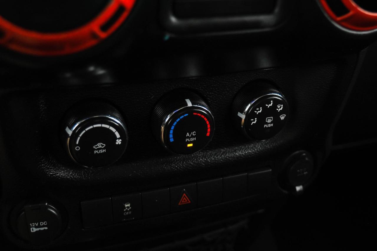 2015 Jeep Wrangler UNLIMITED SPORT 4WD SOFT TOP CONVERTIBLE CRUISE CONTROL TOW HITC Carrollton TX