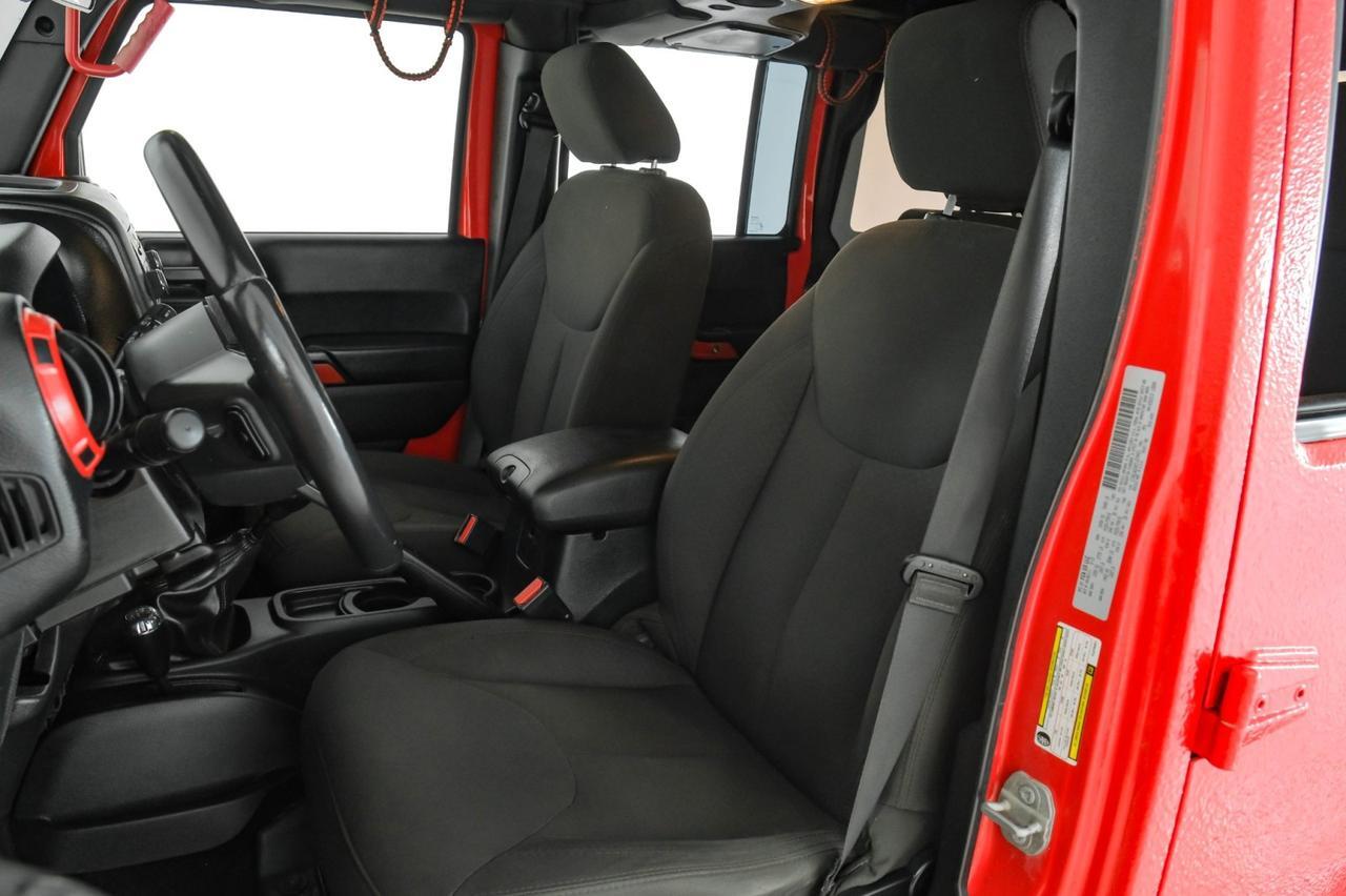 2015 Jeep Wrangler UNLIMITED SPORT 4WD SOFT TOP CONVERTIBLE CRUISE CONTROL TOW HITC Carrollton TX