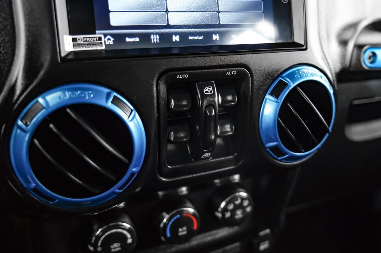 2015 Jeep Wrangler UNLIMITED WILLYS WHEELER 4WD HARD TOP CONVERTIBLE CRUISE CONTROL Carrollton TX