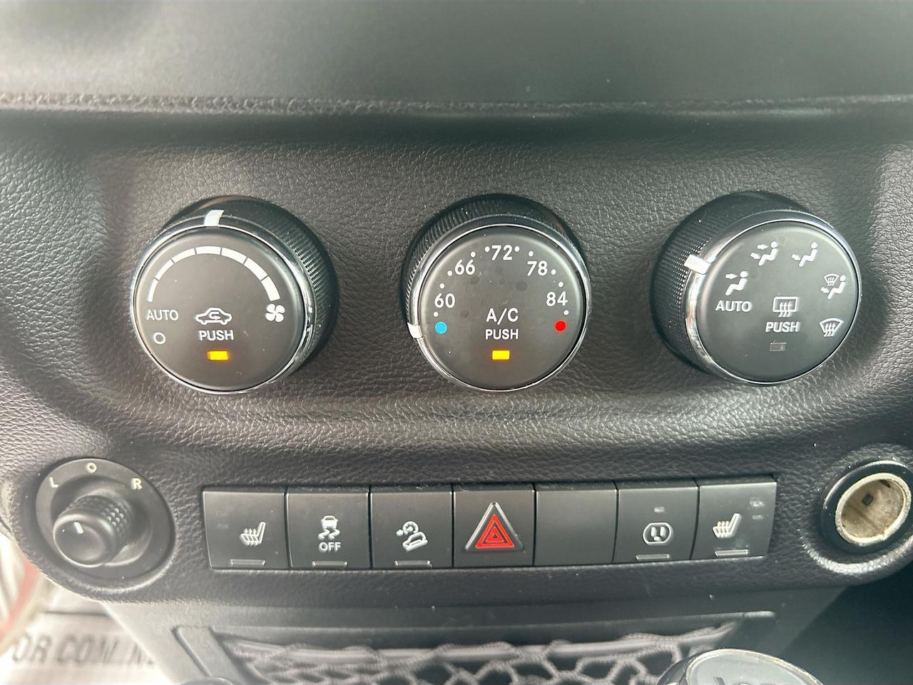 2015 Jeep Wrangler Unlimited 4WD 4dr Sahara Venice FL