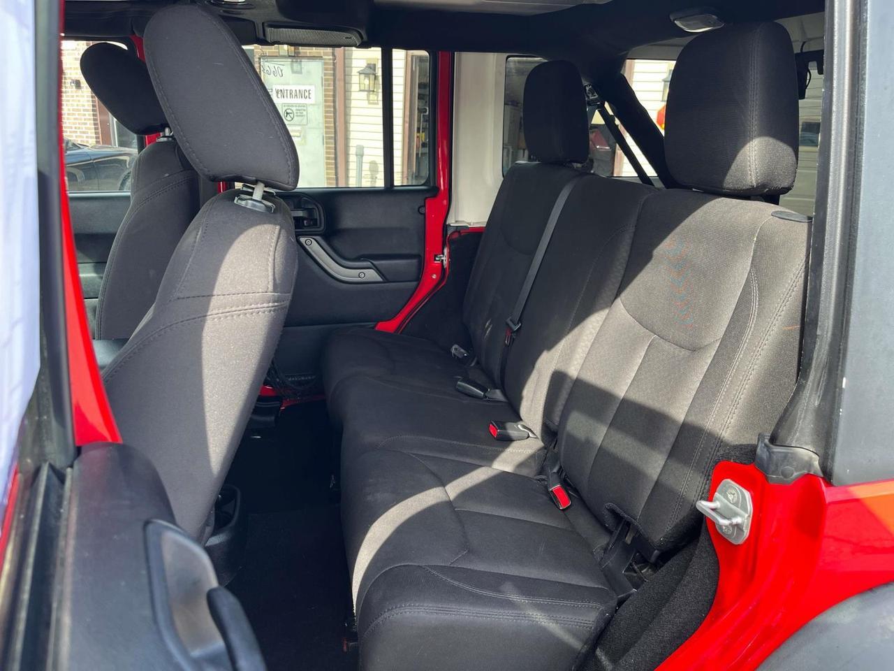 2015 Jeep Wrangler Unlimited 4WD 4dr Sport Indianapolis IN