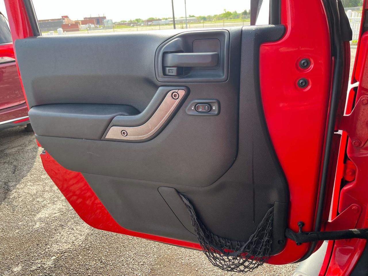 2015 Jeep Wrangler Unlimited 4WD 4dr Sport Indianapolis IN