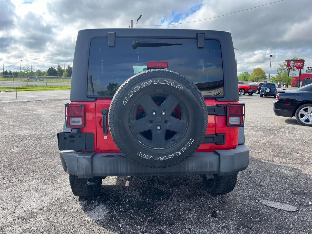 2015 Jeep Wrangler Unlimited 4WD 4dr Sport Indianapolis IN