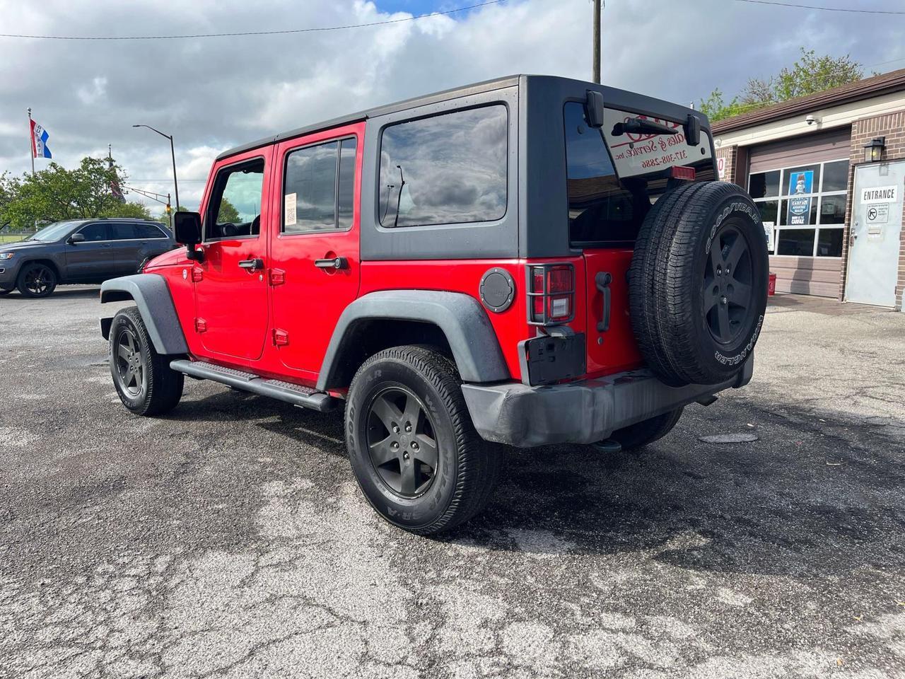 2015 Jeep Wrangler Unlimited 4WD 4dr Sport Indianapolis IN