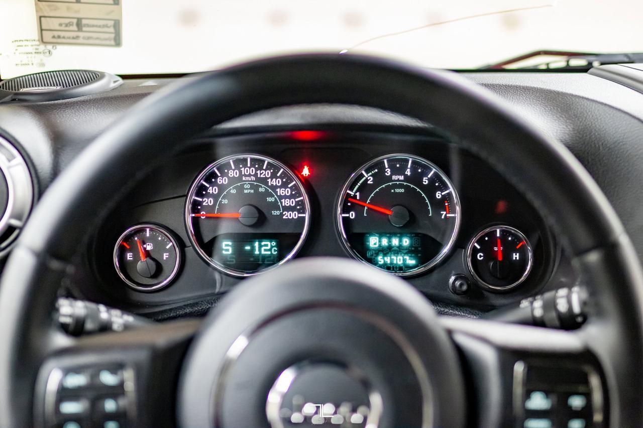 2015 Jeep Wrangler Unlimited 4x4 Sahara Leather Nav Red Deer AB