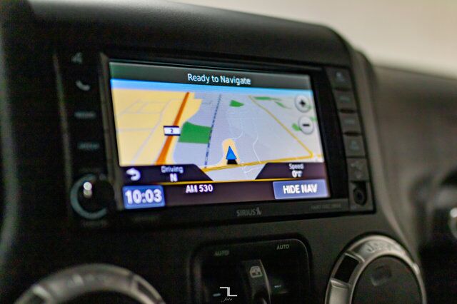 2015 Jeep Wrangler Unlimited 4x4 Sahara Leather Nav Red Deer AB