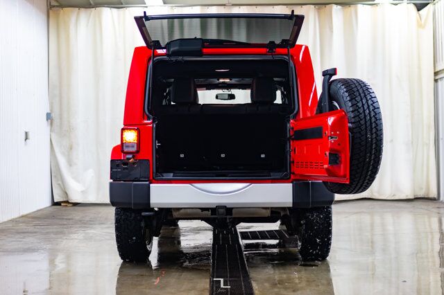 2015 Jeep Wrangler Unlimited 4x4 Sahara Leather Nav Red Deer AB