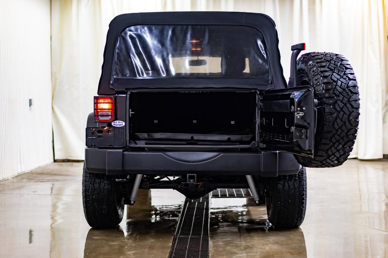 2015 Jeep Wrangler Unlimited 4x4 Sport Level Kit Manual Red Deer AB