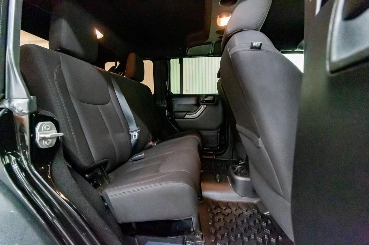 2015 Jeep Wrangler Unlimited 4x4 Sport Level Kit Manual Red Deer AB