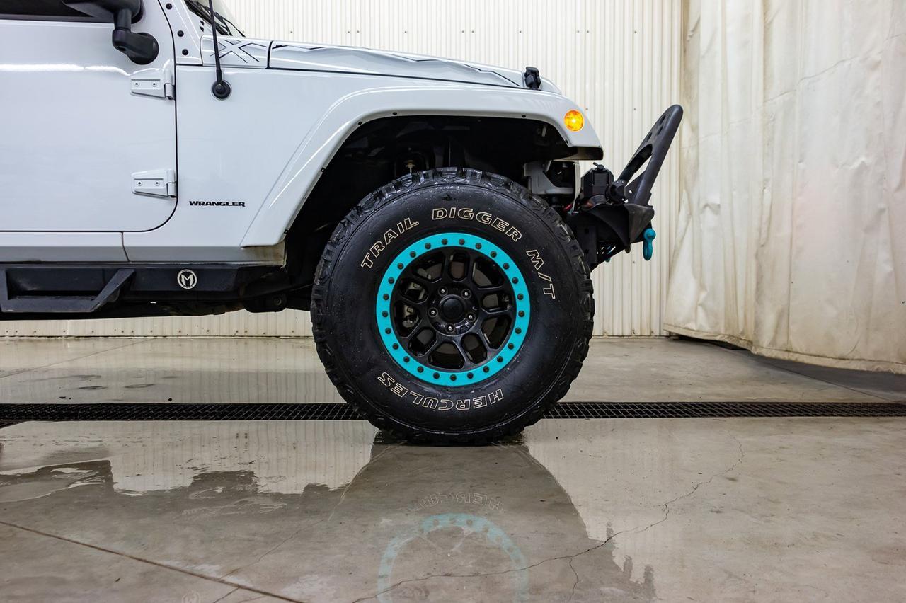 2015 Jeep Wrangler Unlimited 4x4 X Edition Leather Nav Lift Red Deer AB