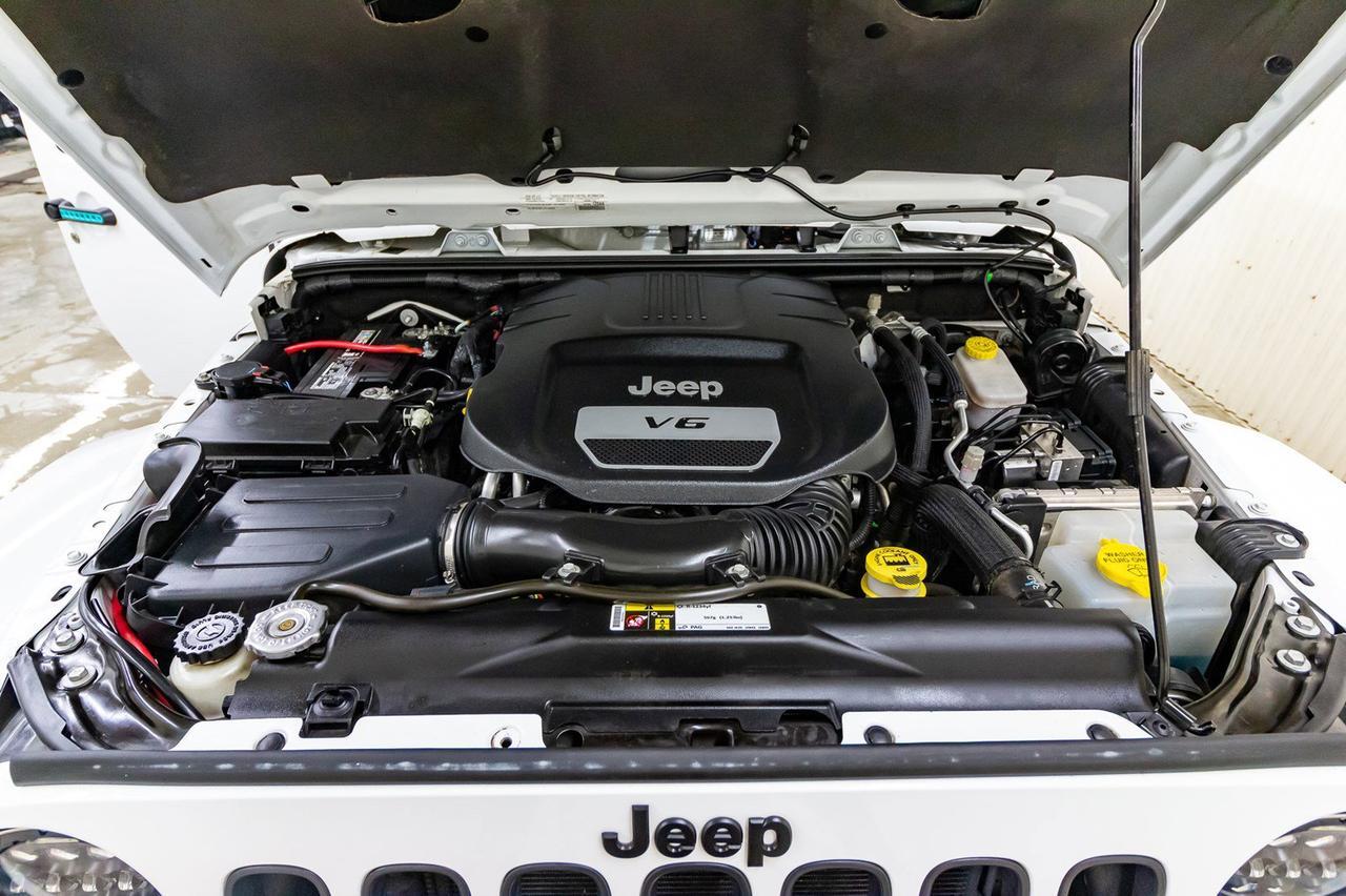 2015 Jeep Wrangler Unlimited 4x4 X Edition Leather Nav Lift Red Deer AB