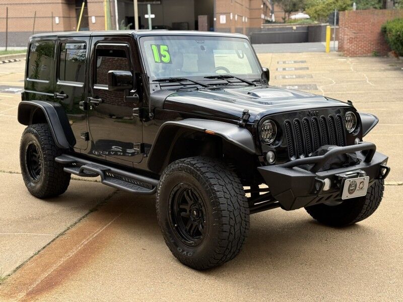 2015 Jeep Wrangler Unlimited Altitude photo 2