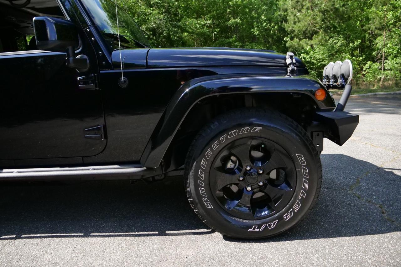 2015 Jeep Wrangler Unlimited Altitude 4X4 / Upgrades / Heated Front Seats! Lincolnton NC