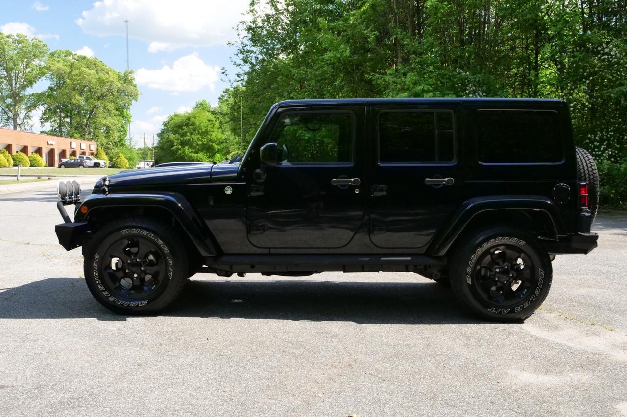 2015 Jeep Wrangler Unlimited Altitude 4X4 / Upgrades / Heated Front Seats! Lincolnton NC