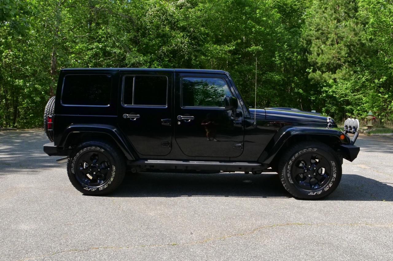 2015 Jeep Wrangler Unlimited Altitude 4X4 / Upgrades / Heated Front Seats! Lincolnton NC