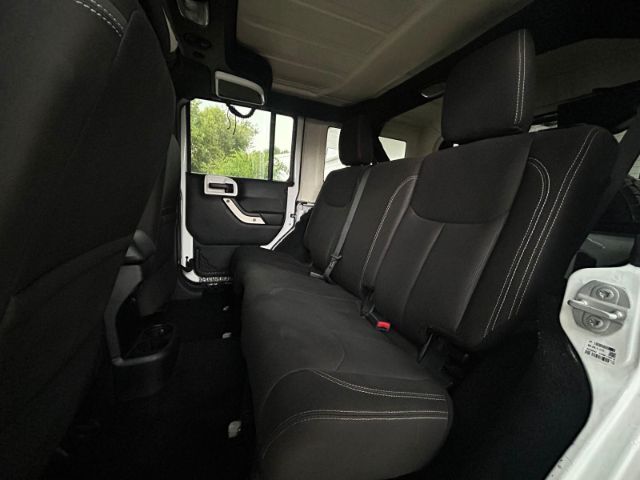 2015 Jeep Wrangler Unlimited Sahara 4WD Houston TX