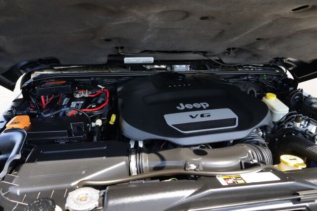 2015 Jeep Wrangler Unlimited Sahara 4X4 / UPGRADES / Wheels & Tires! High Point NC