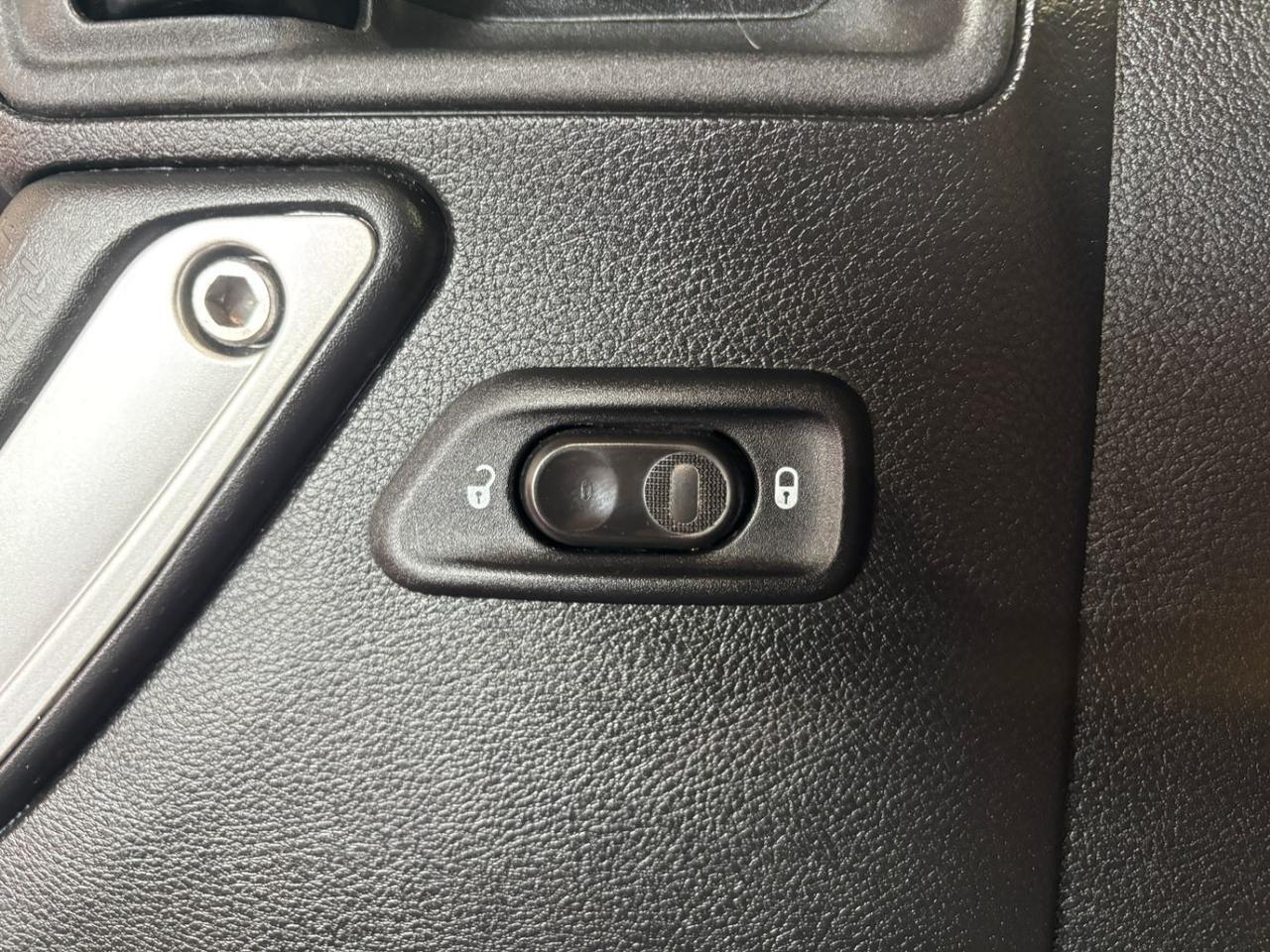 2015 Jeep Wrangler Unlimited Sahara Franklin OH