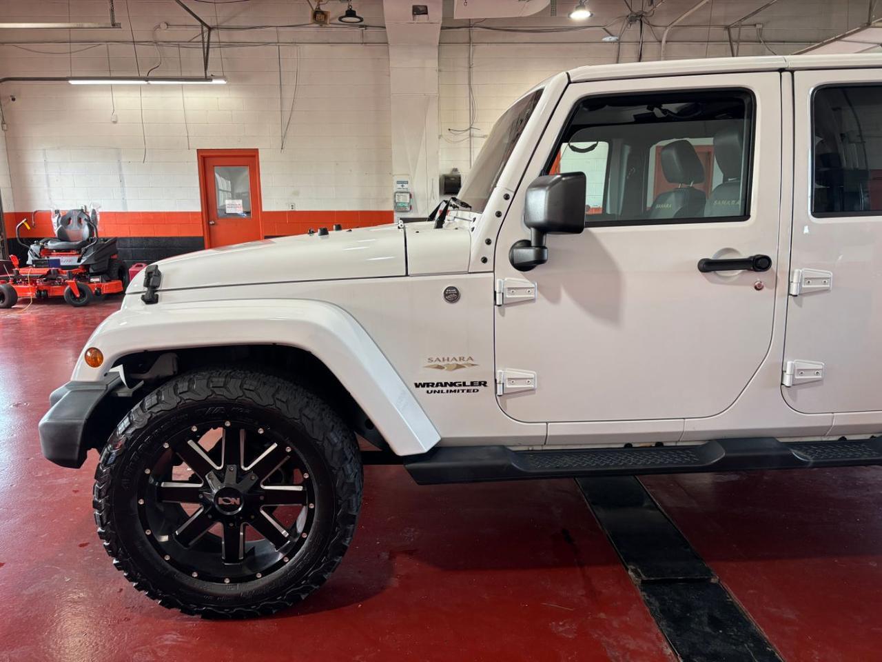2015 Jeep Wrangler Unlimited Sahara Franklin OH