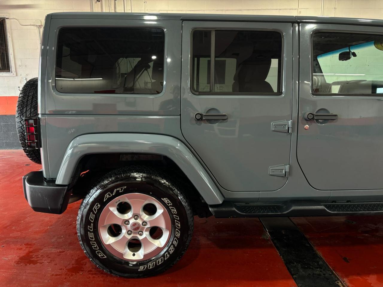 2015 Jeep Wrangler Unlimited Sahara Franklin OH