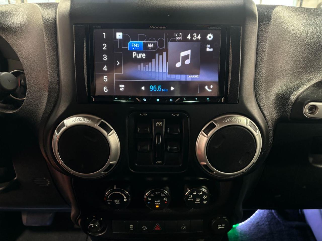 2015 Jeep Wrangler Unlimited Sahara Franklin OH