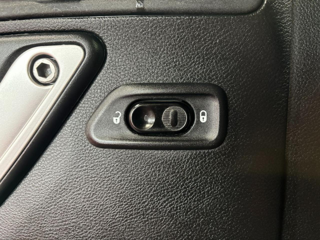 2015 Jeep Wrangler Unlimited Sahara Franklin OH