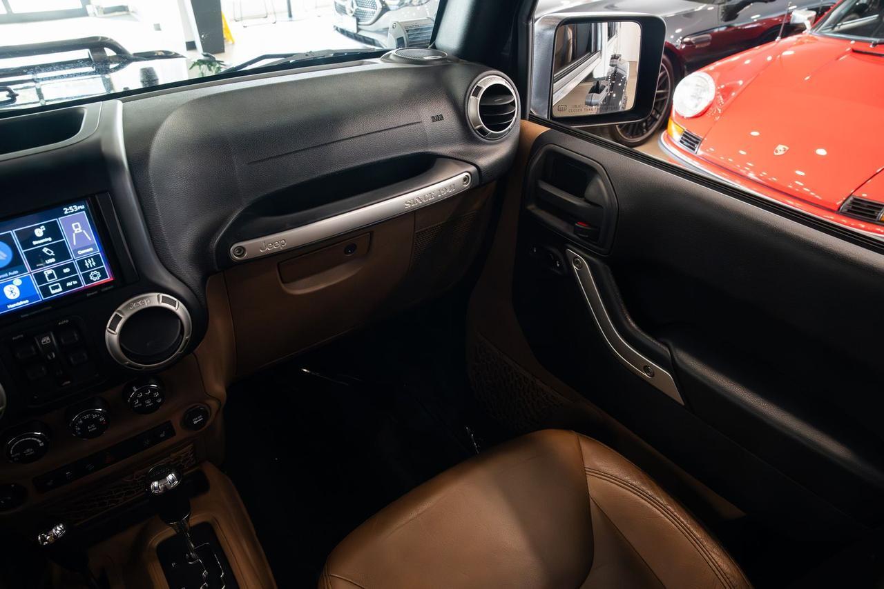 2015 Jeep Wrangler Unlimited Sahara Gladstone OR