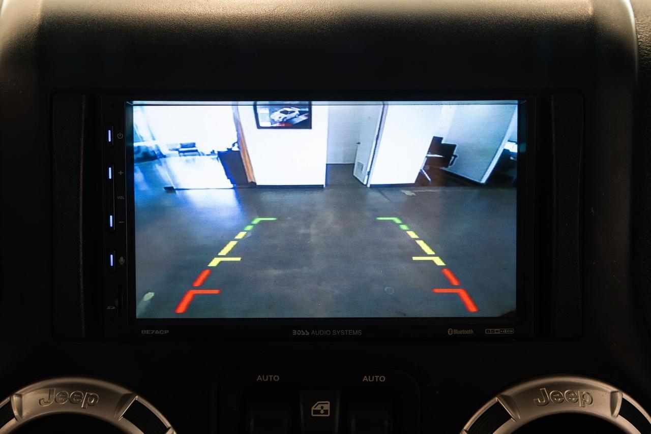 2015 Jeep Wrangler Unlimited Sahara Gladstone OR