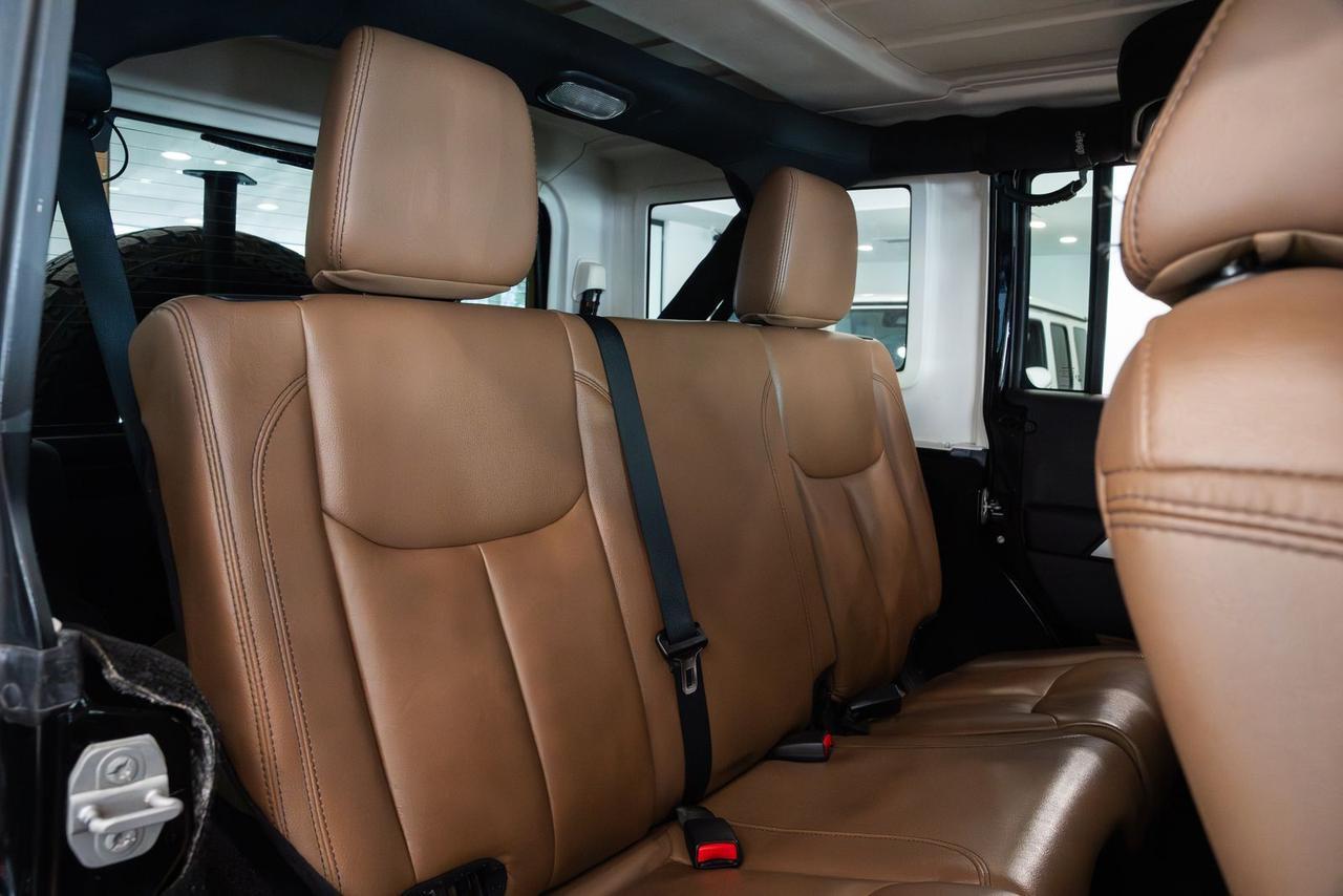 2015 Jeep Wrangler Unlimited Sahara Gladstone OR