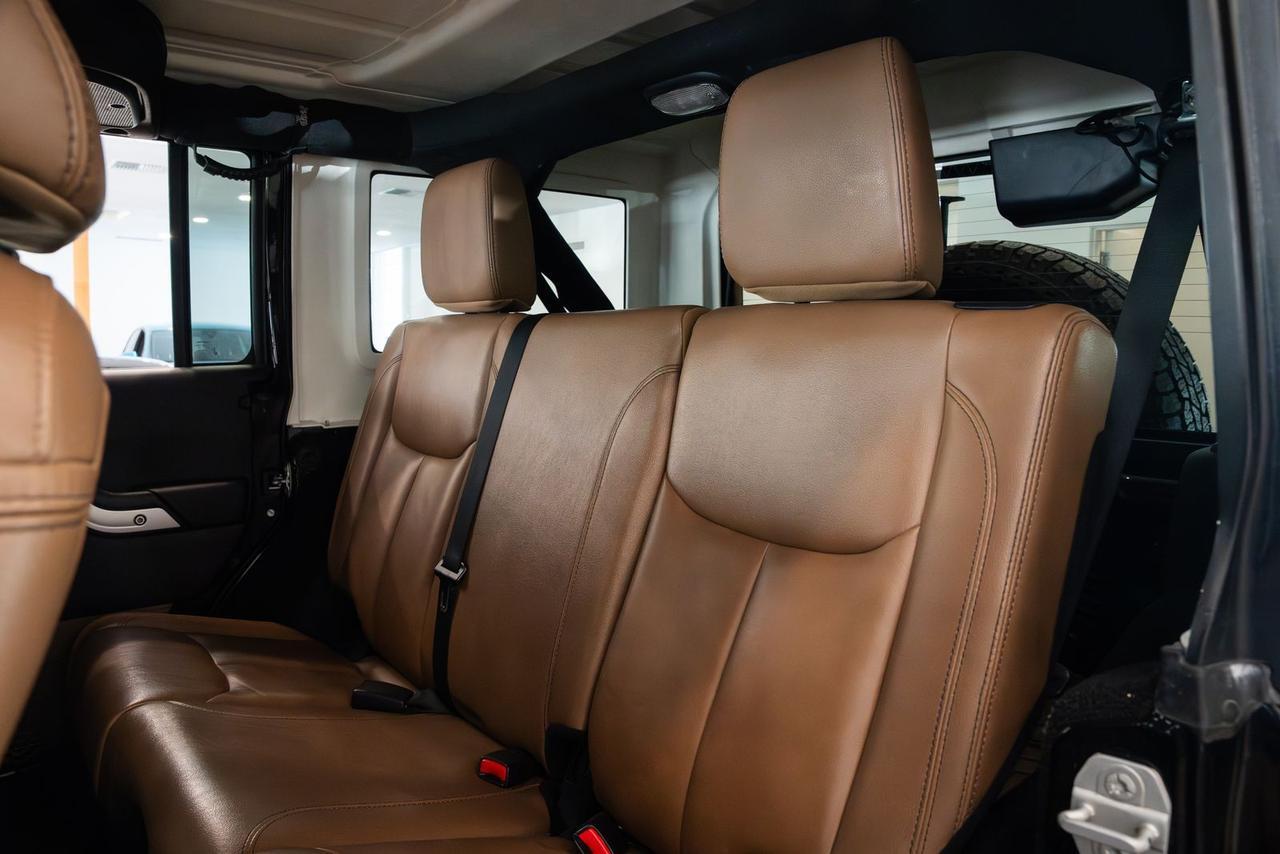 2015 Jeep Wrangler Unlimited Sahara Gladstone OR
