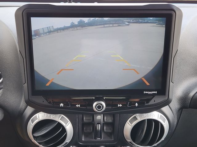 2015 Jeep Wrangler Unlimited Sahara Grapevine TX