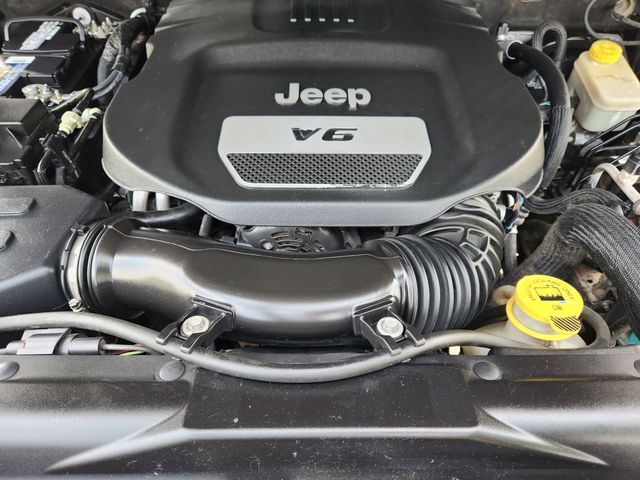2015 Jeep Wrangler Unlimited Sahara Grapevine TX