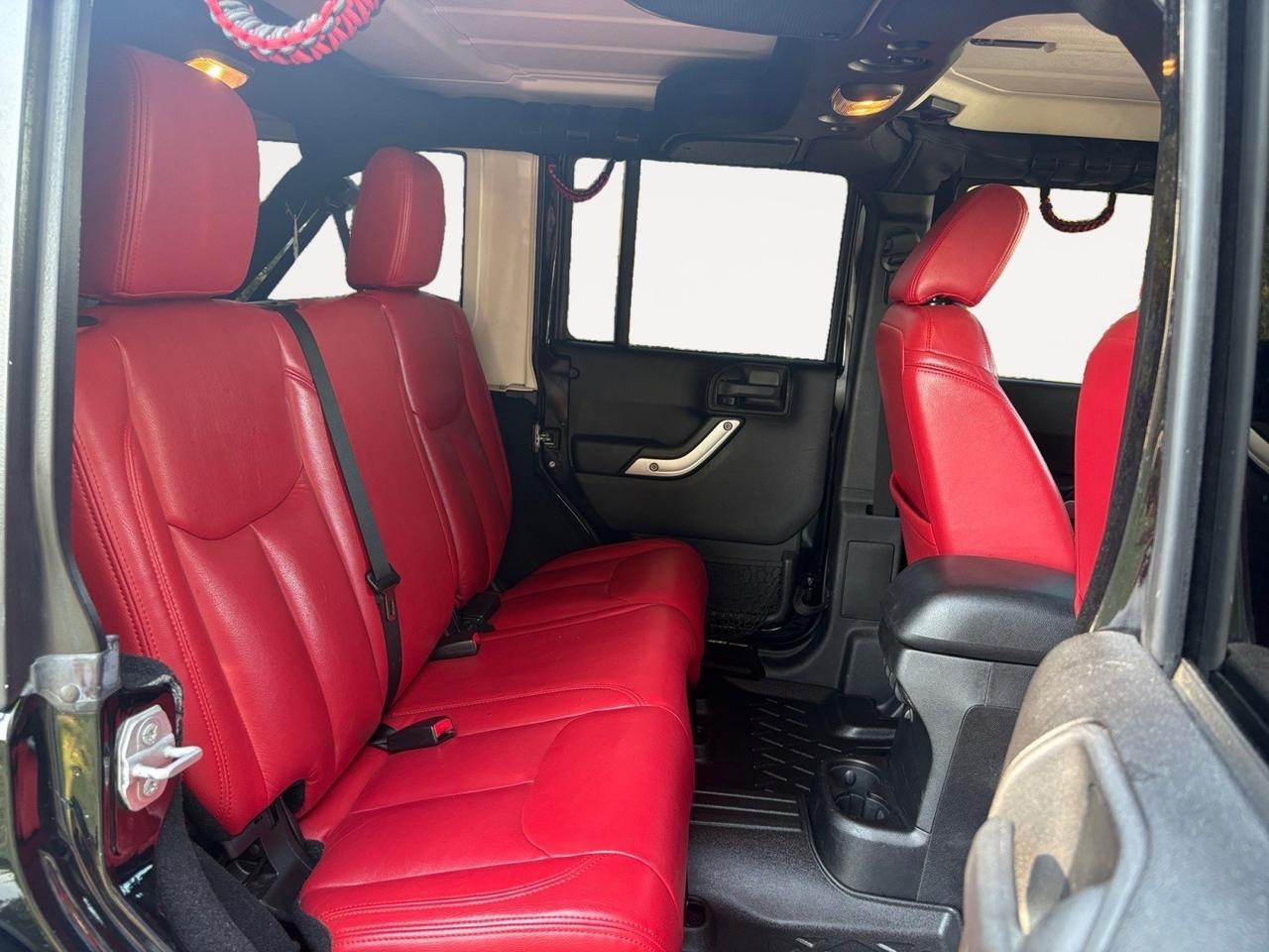2015 Jeep Wrangler Unlimited Sahara, LIFTED, BRUSH GUARD, RUNNING BOARDS, FENDER FLARES, HARD TOP, CUSTOM BLACK MOTO METAL WHEELS, TOW PACKAGE, ALPINE SOUND SYSTEM, UCONNECT BLUETOOTH, ONLY 73K MILES, WRANGLE THE KEYS TO THIS JEEP! Virginia Beach VA